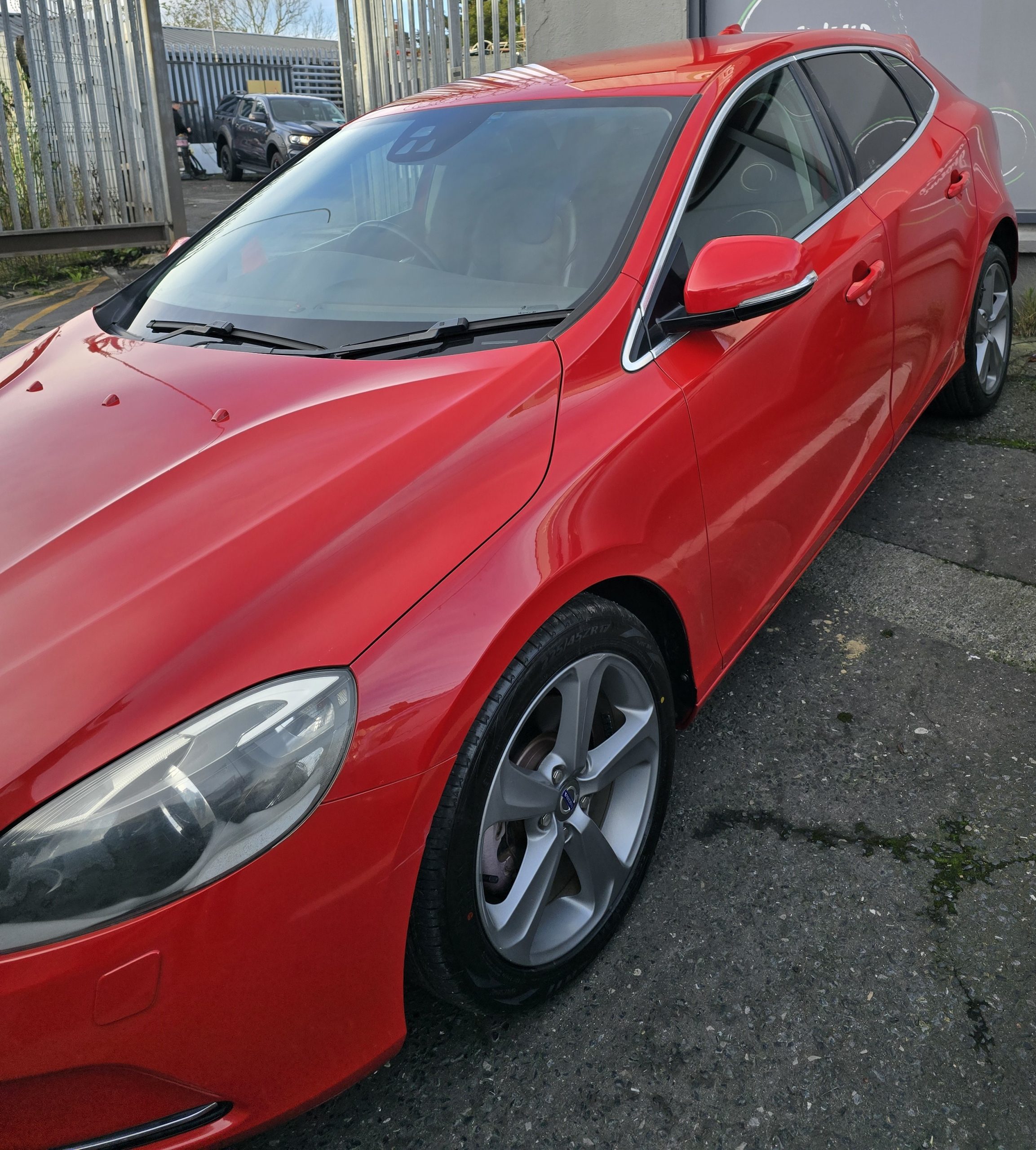 VOLVO-2