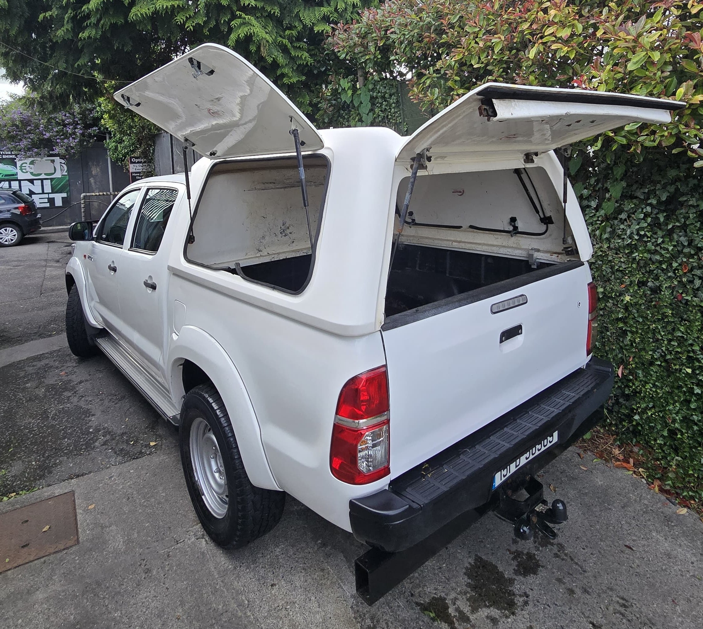 HILUX-3