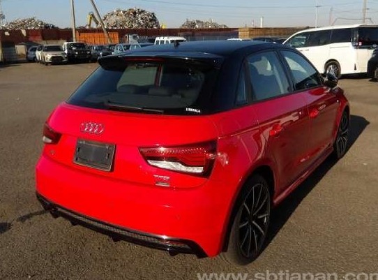 18-AUDI-A1-4